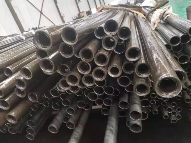 阿克苏8163流体管