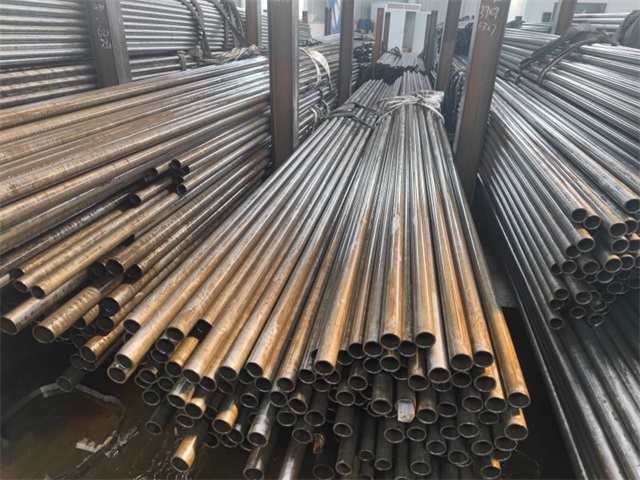 阿克苏35CrMo精密无缝钢管